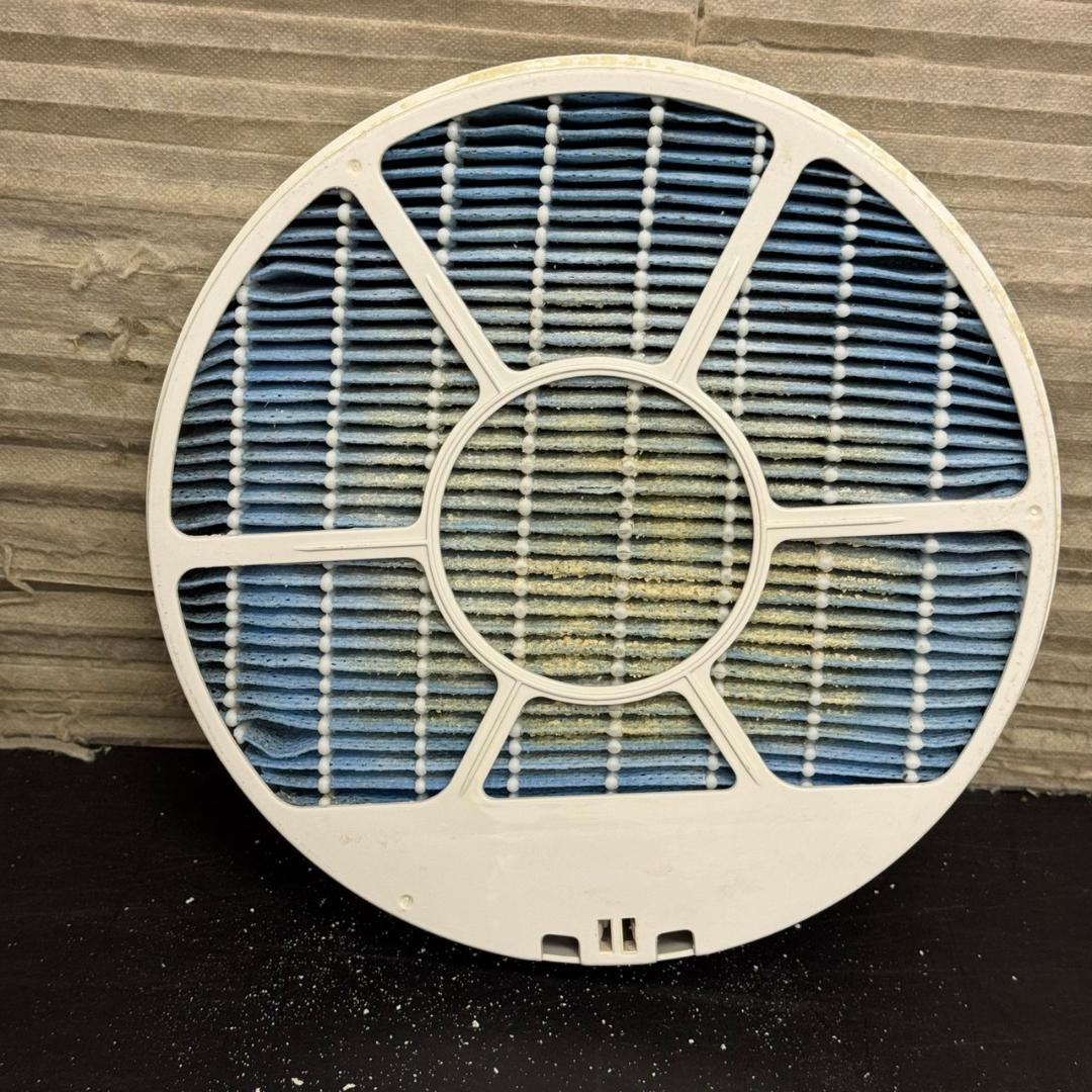 ☆シャープ　加湿空気清浄機　プラズマクラスター7000　KC-P50　22年製