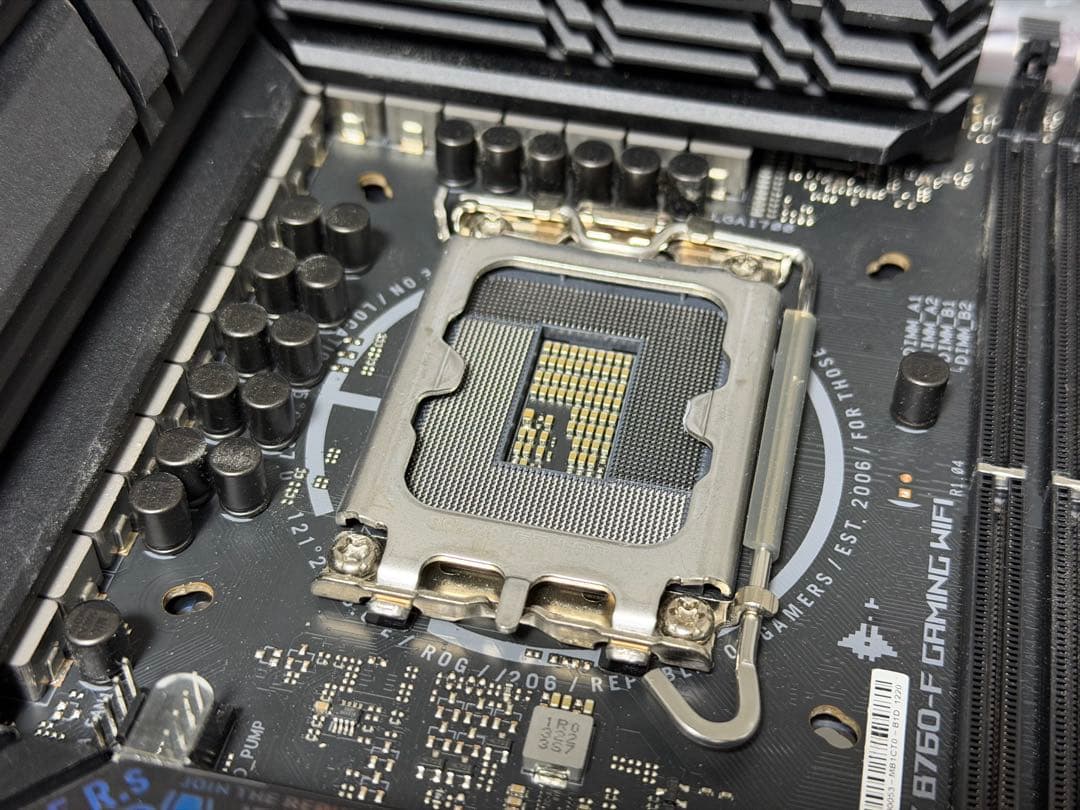 マザーボード ROG STRIX B760-F GAMING WIFI