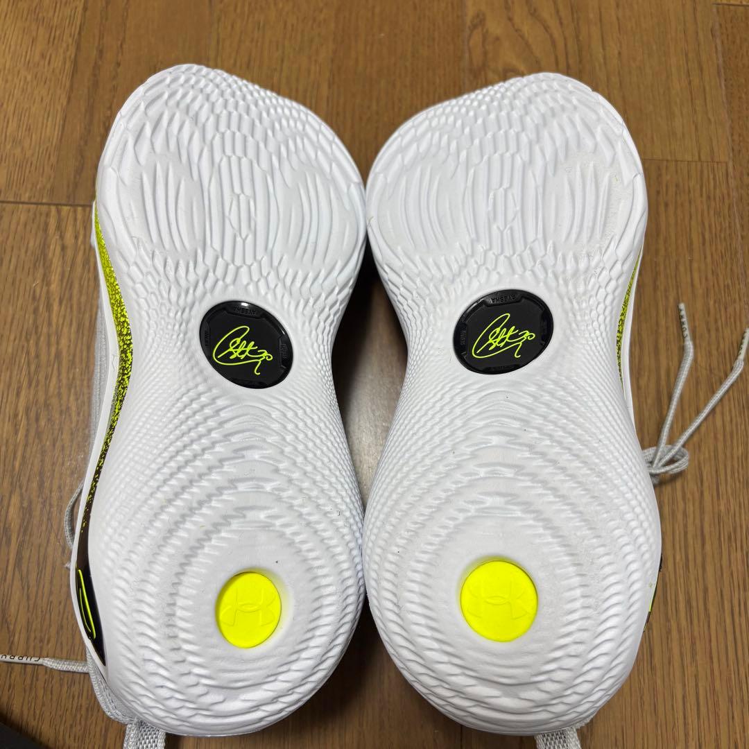 Curry 12 \"Gravity\" Special Box 【28.5cm】