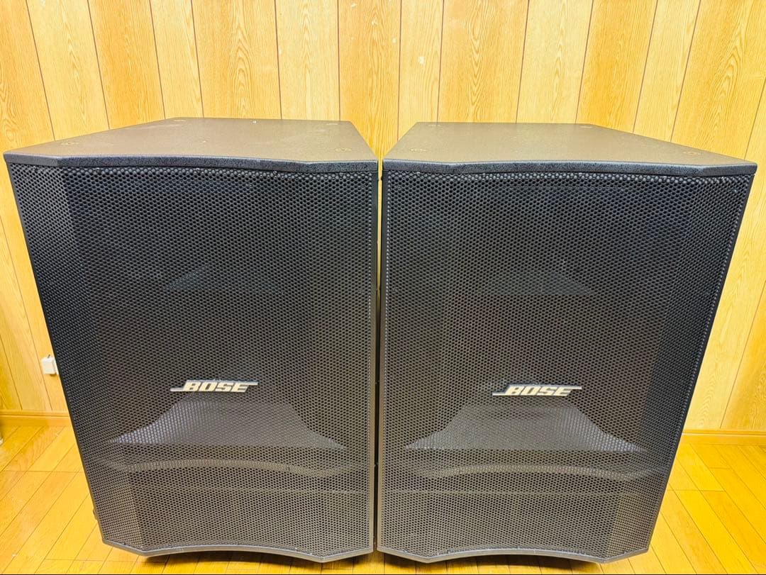 スピーカー・ウーファー BOSE LT9403 Panaray Loudspeaker System