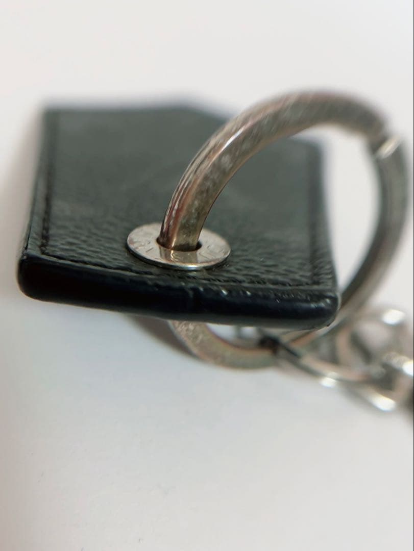 ルイヴィトン　LOUIS VUITTON キーホルダー　モノグラム　ブラック