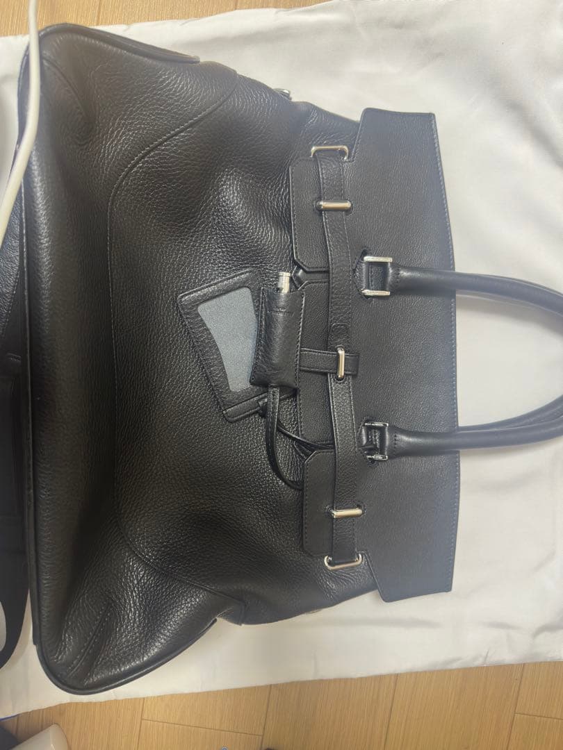 ペッレモルビダ PELLE MORBIDAMB026A-フラップボストンバッグ黒