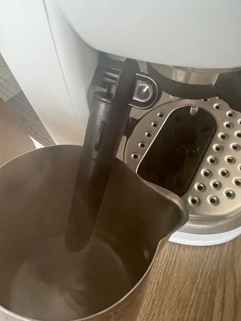 デロンギ　エスプレッソ　コーヒーメーカー　BCO261N-W