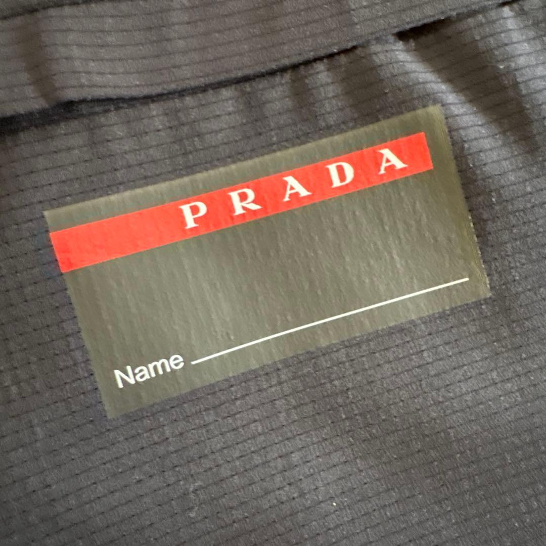 ぱくPRADA ライトバイストレッチジャケット　ナイロンジャケット