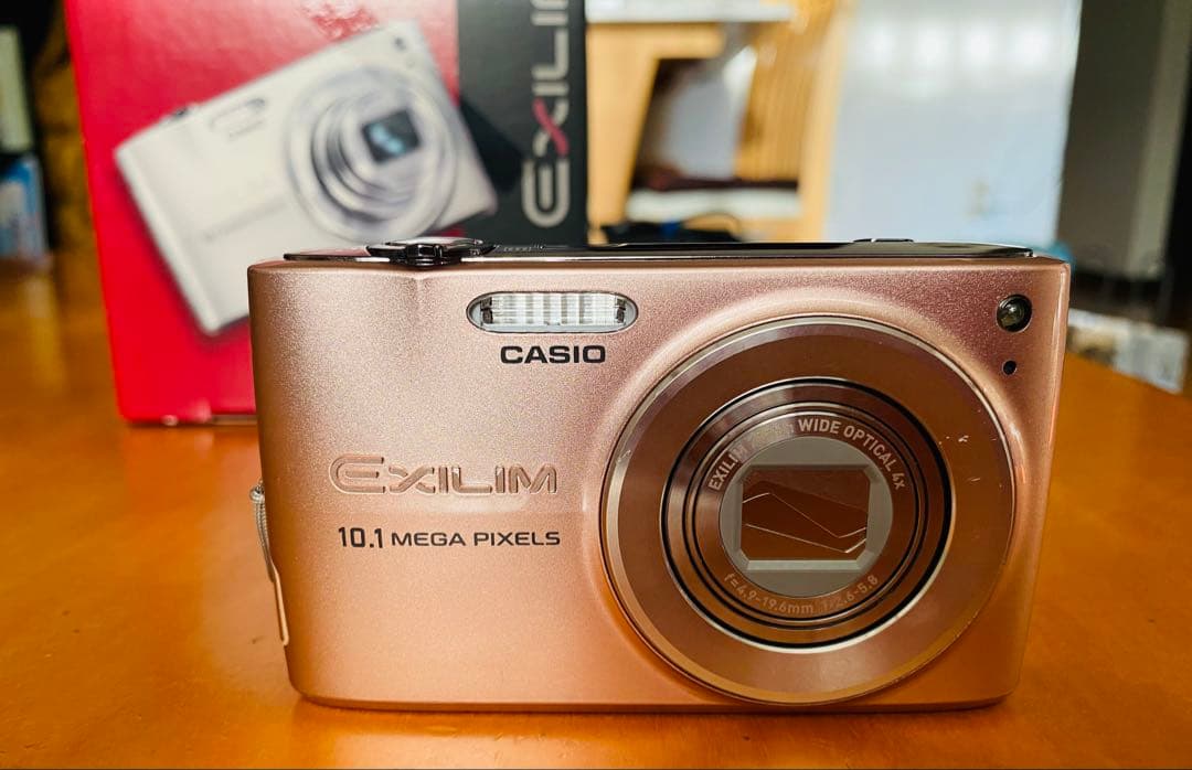 【りん】CASIO EXILIM 10.1 EX-Z300 デジカメ