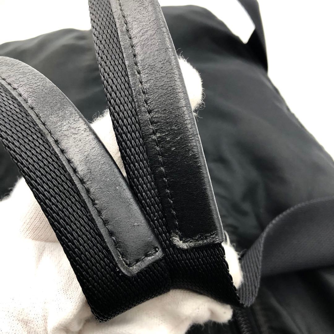 【極美品・使用感少ない✨】プラダ　ボストンバッグ　肩掛け可能　南京錠　鍵付き