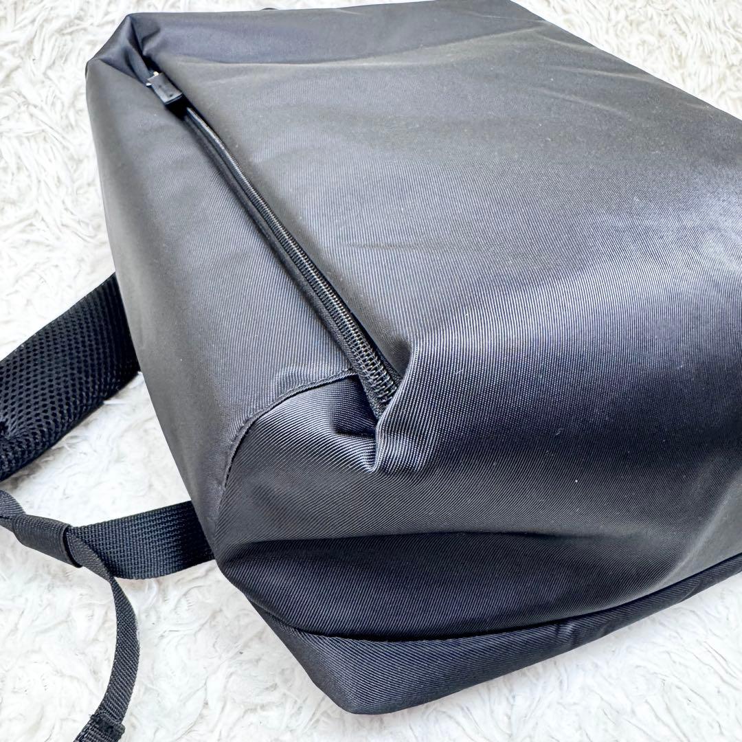 【新品未使用】アフターヌーンティー ワードローブ 無重力リュック M ブラック