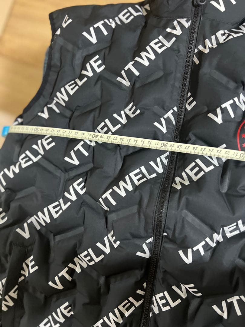 V12ゴルフ　ベスト XL ヴィトゥエルブ　エアーベスト　ブラック
