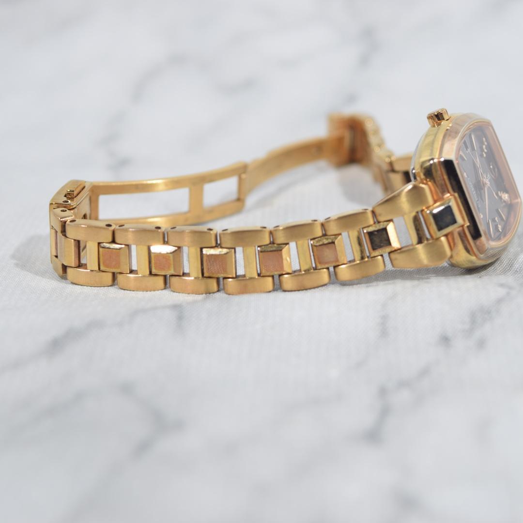 美品 SEIKO セイコー ルキア 電波ソーラー レディース黒金 ダイヤ付き