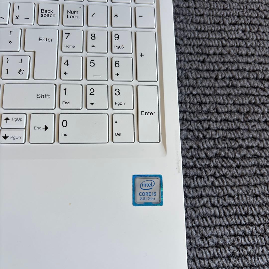NEC LAVIE NS500/N i5第8世代　メモリ4GB SSD256GB