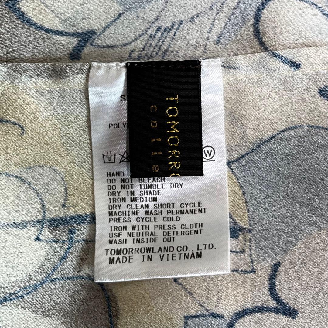 tomorrowland コレクション メロウフラワープリント ボウタイブラウス