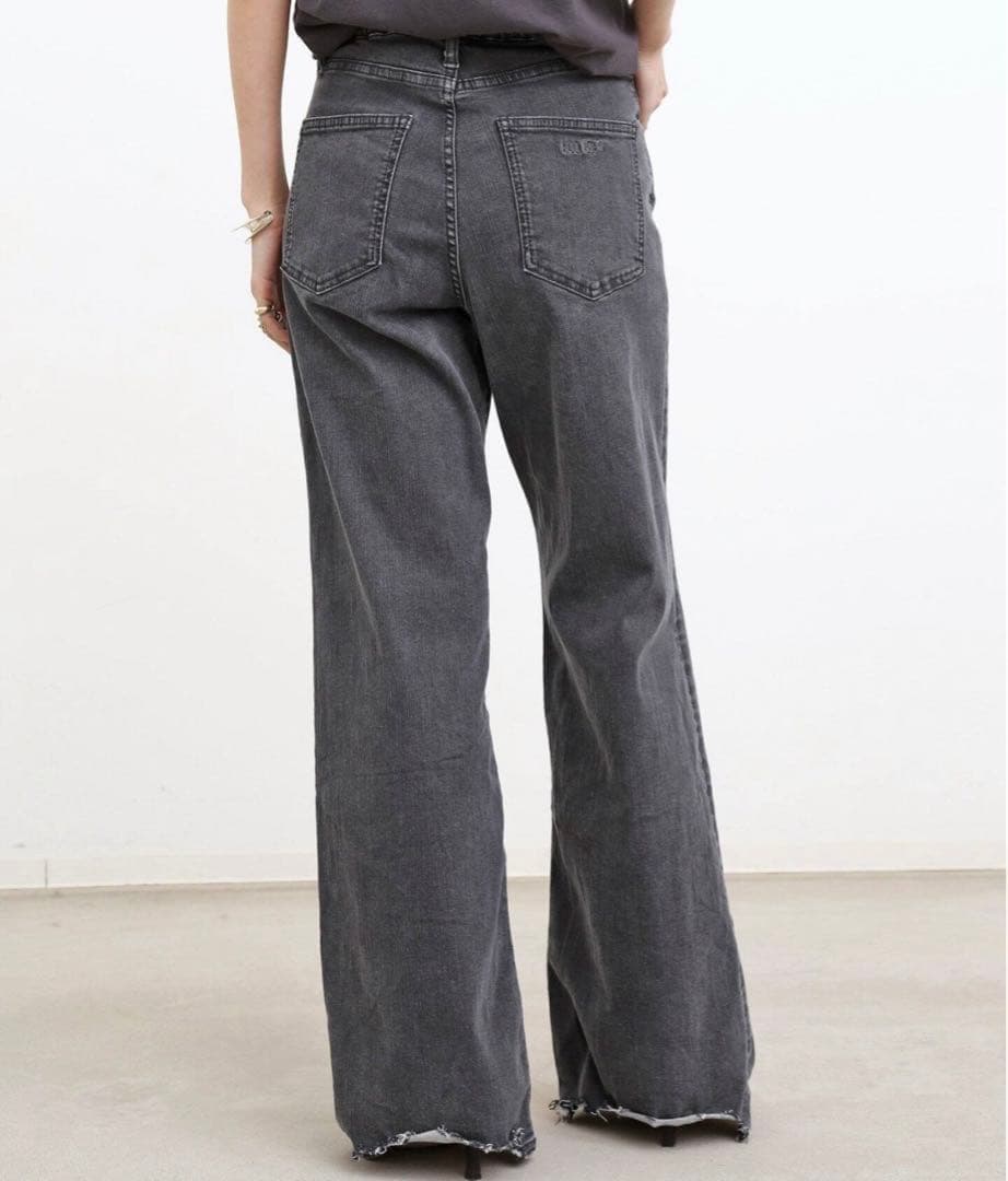 未使用 アパルトモン GOOD GRIEF ダメージドヘムワイドレッグデニム M