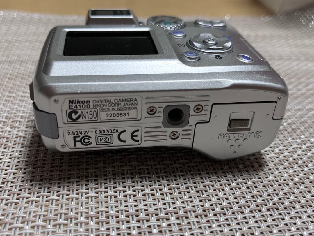 ✨動作確認済✨Nikon coolpix4100 デジタルカメラ　デジカメ