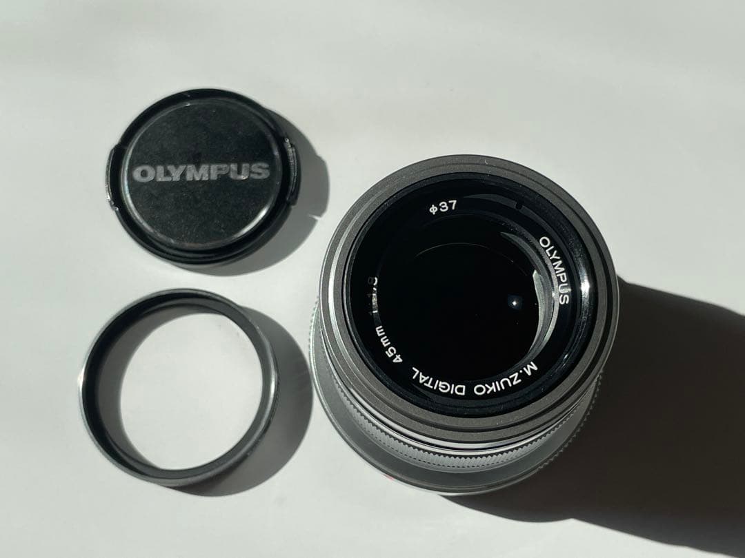 OLYMPUS 45mm 単焦点レンズ　値下げしました