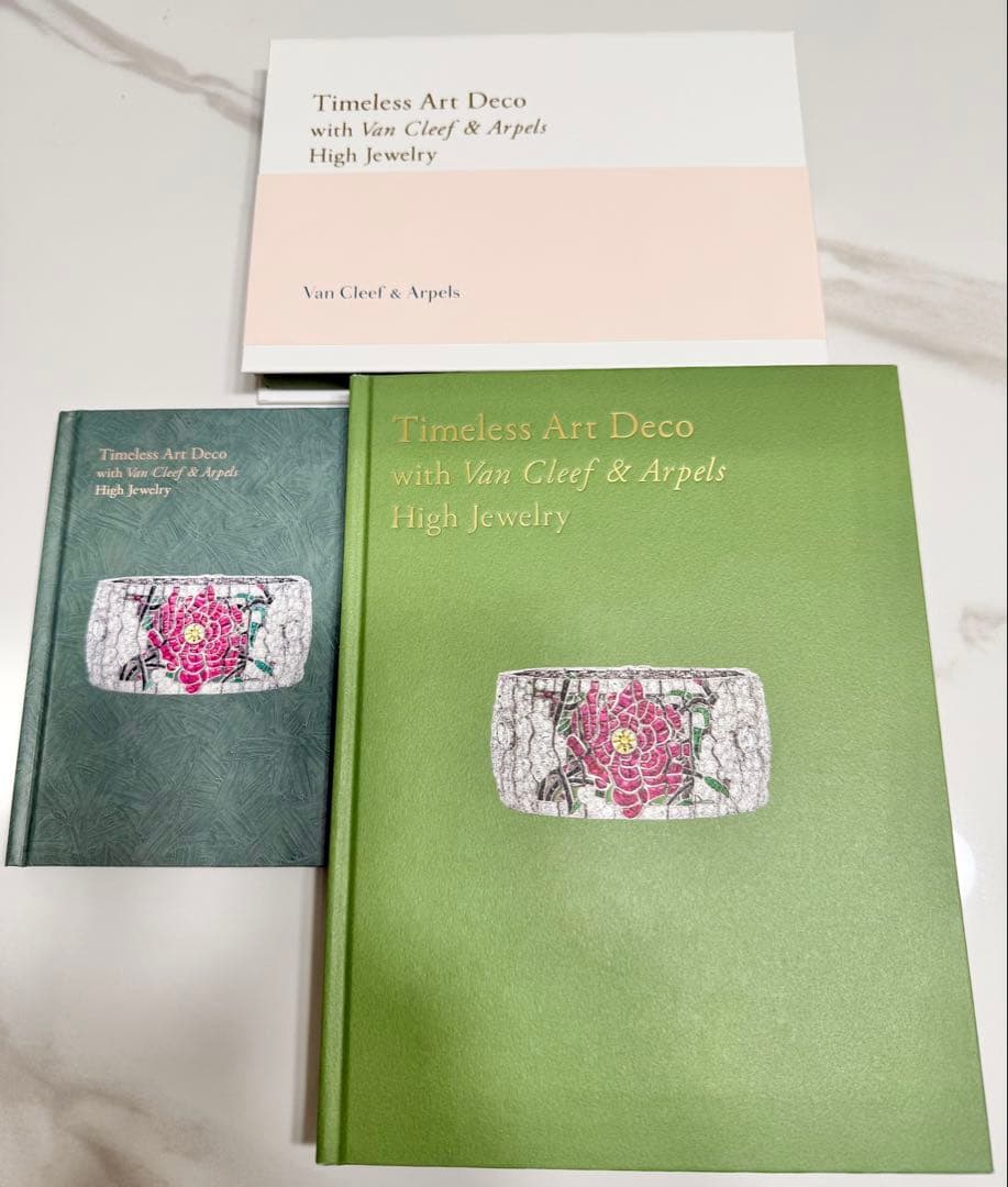 永遠なる瞬間ヴァンクリーフ&アーペル 展覧会 図録 、ノート、ポストカード　3点