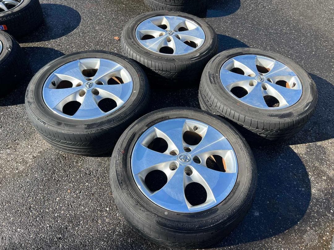 トヨタ　アルファード純正　225/55R17ホイール、タイヤセット