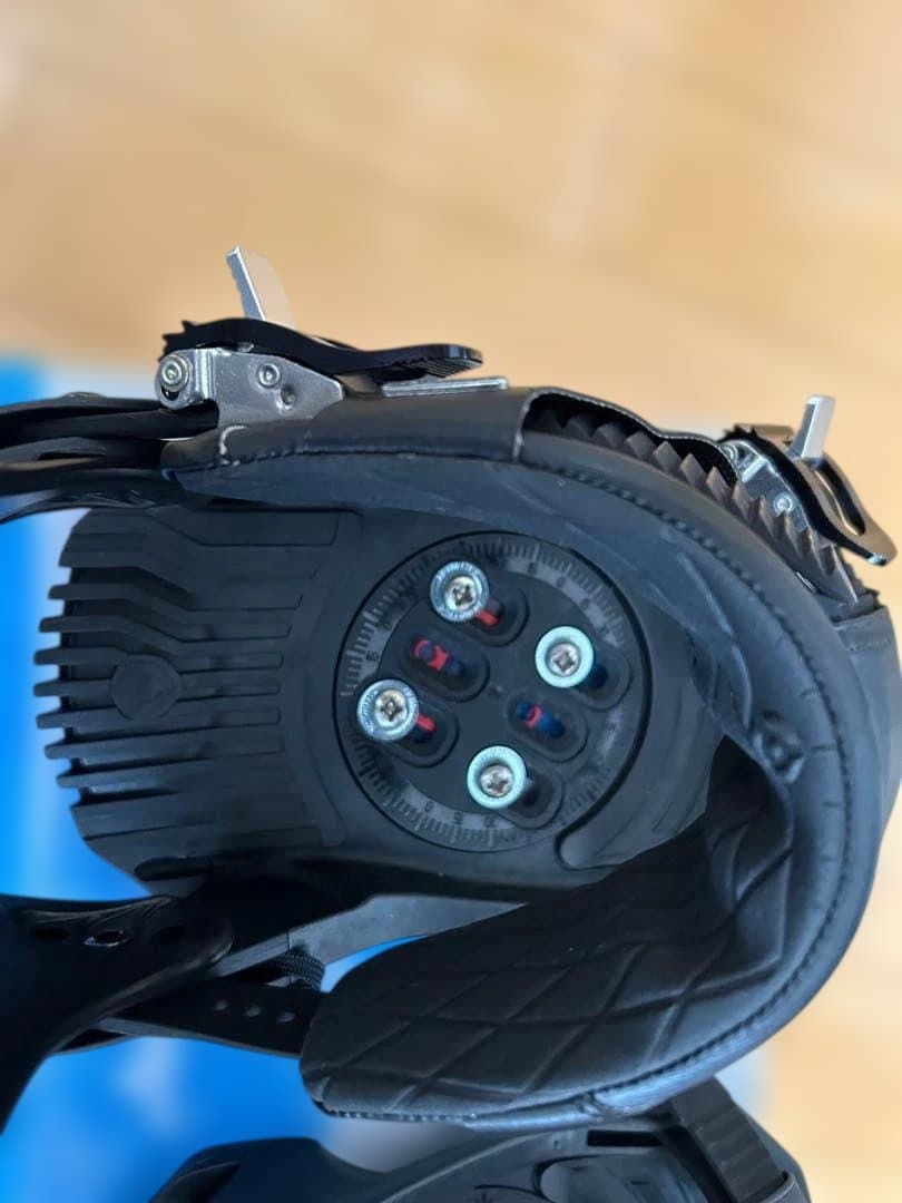 【値下げ済】サロモン　スノーボード　ビンディング　Mサイズ