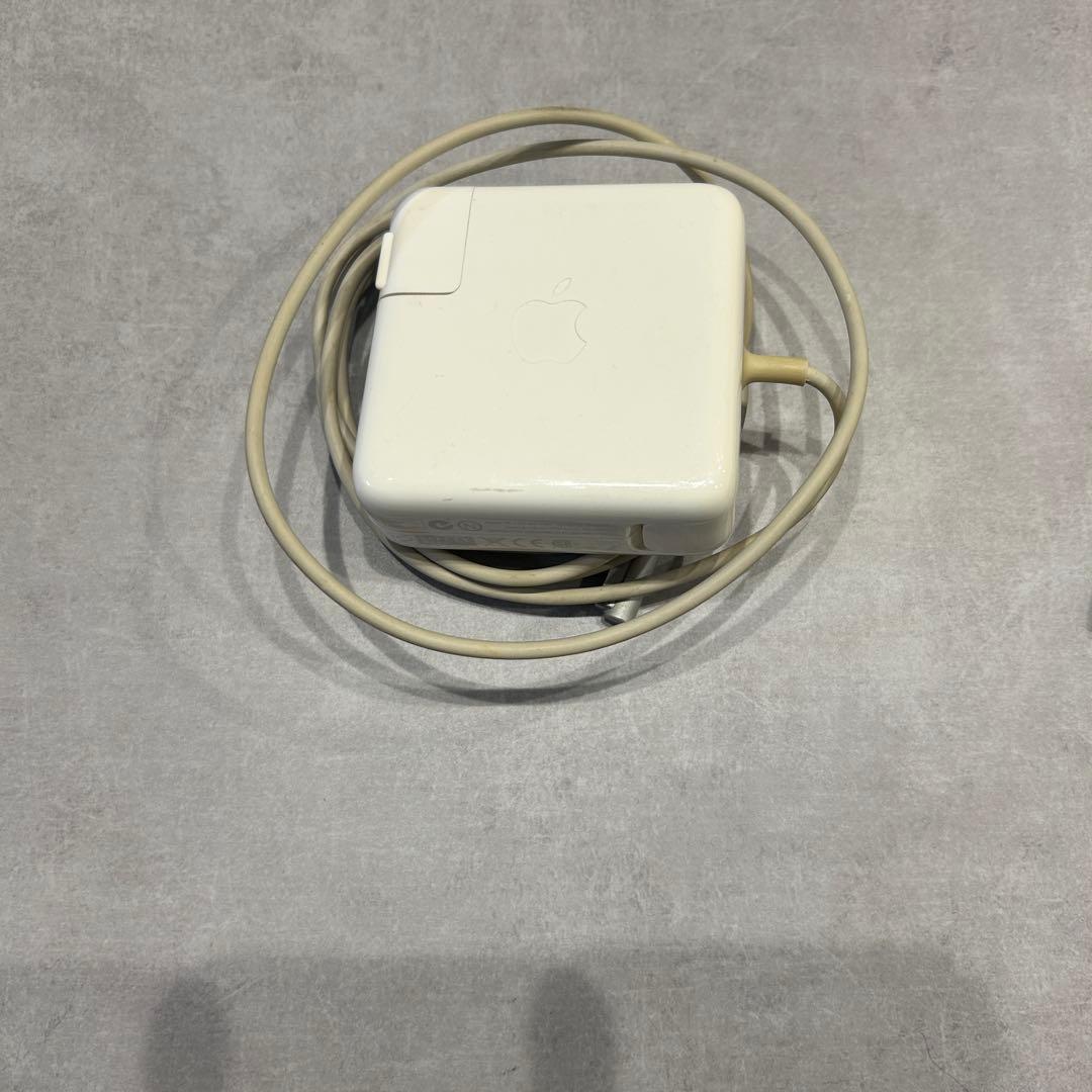 Apple MacBook Pro 13インチ シルバー