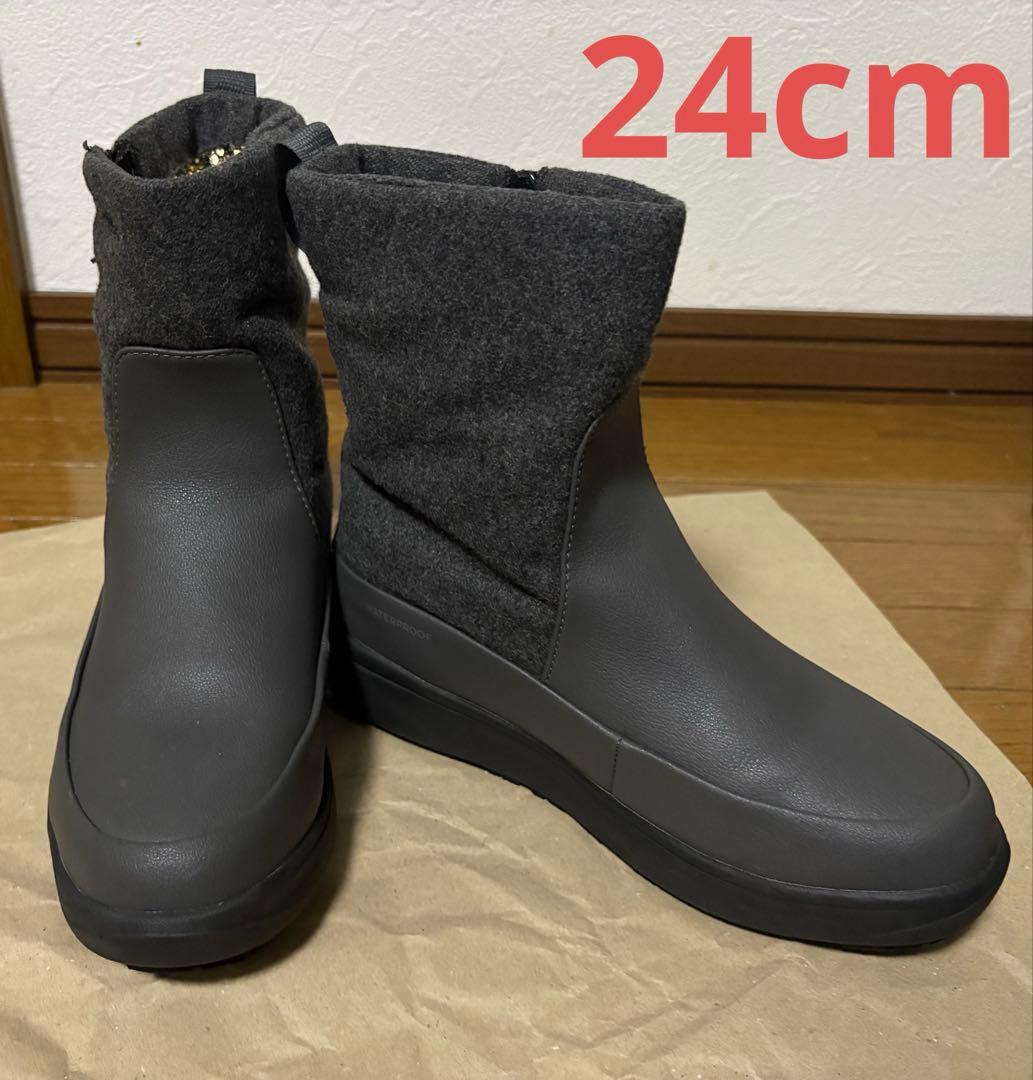 Columbia サップランド オムニヒートインフィニティ YL7395 089