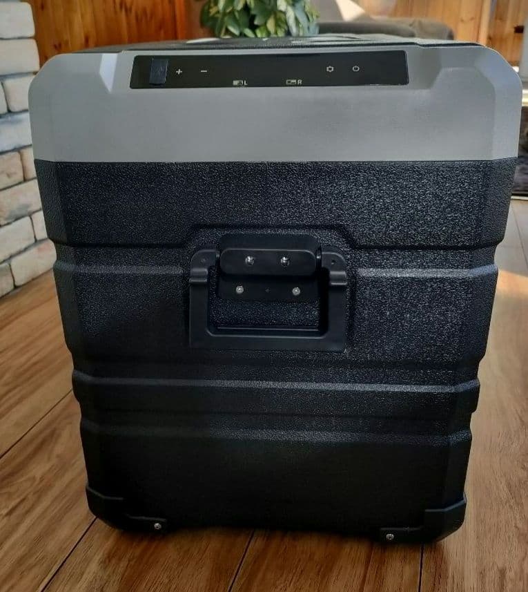 美品　Goture 車載冷蔵庫 45L　温度調整　2室独立温度制御 静音急速冷凍