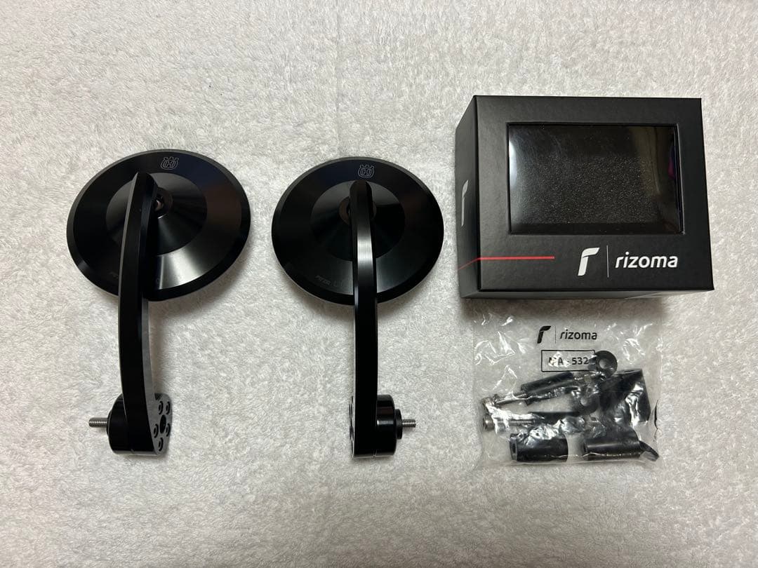 【ゆういち】スヴァルトピレン401 純正オプション　バーエンドミラー