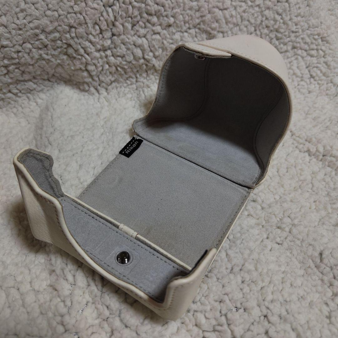 Nikon 1 J4　ダブルズームキット ミラーレスカメラ ホワイト