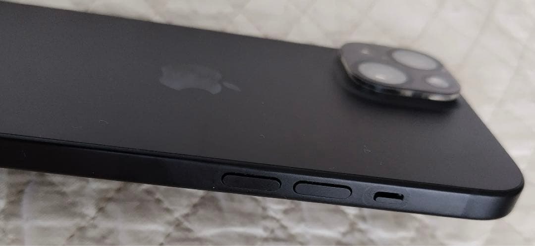 iPhone 15 128GB ブラック SIMフリー 匿名配送