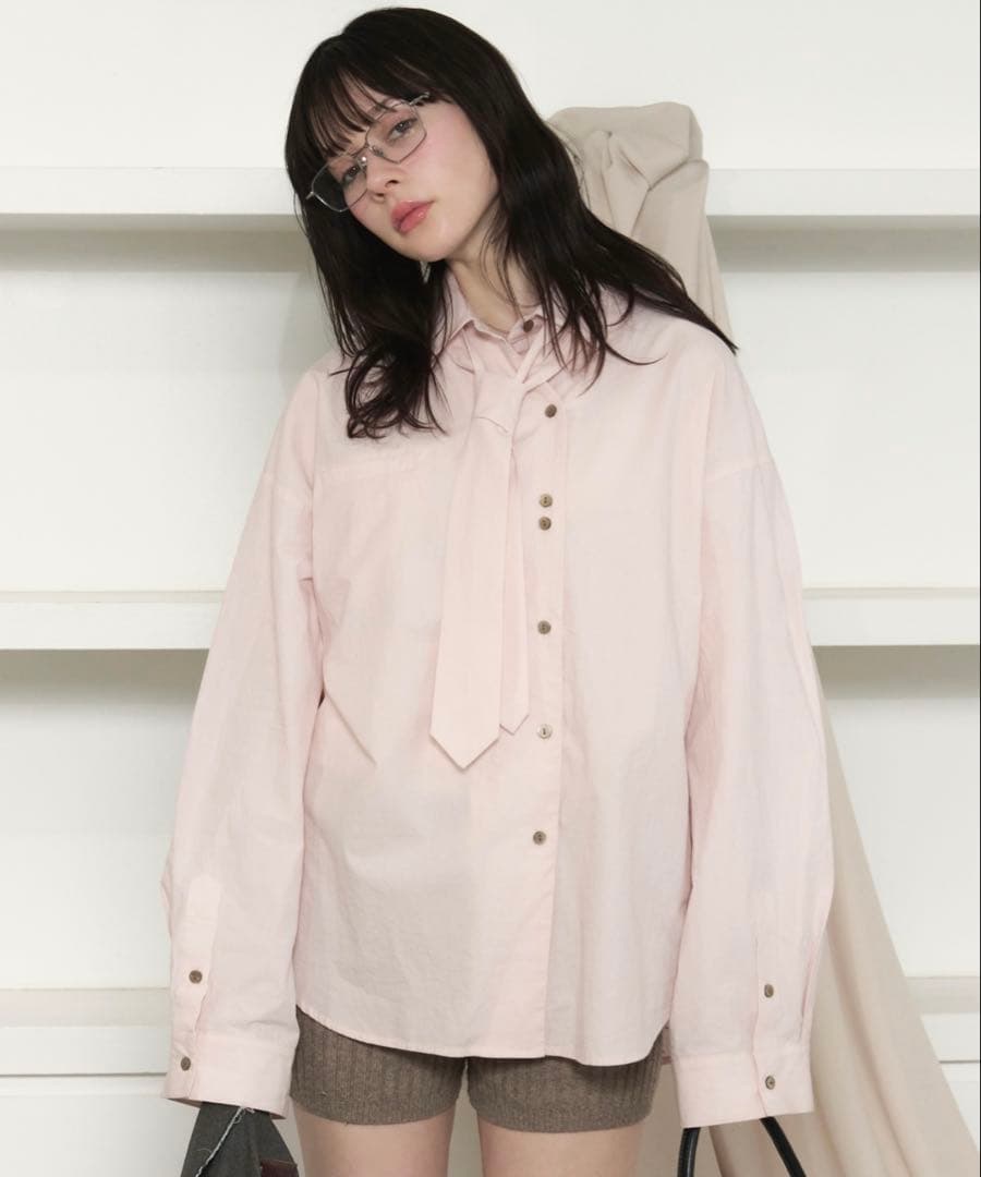 お*く様 loin nuit ライトピンク シャツ