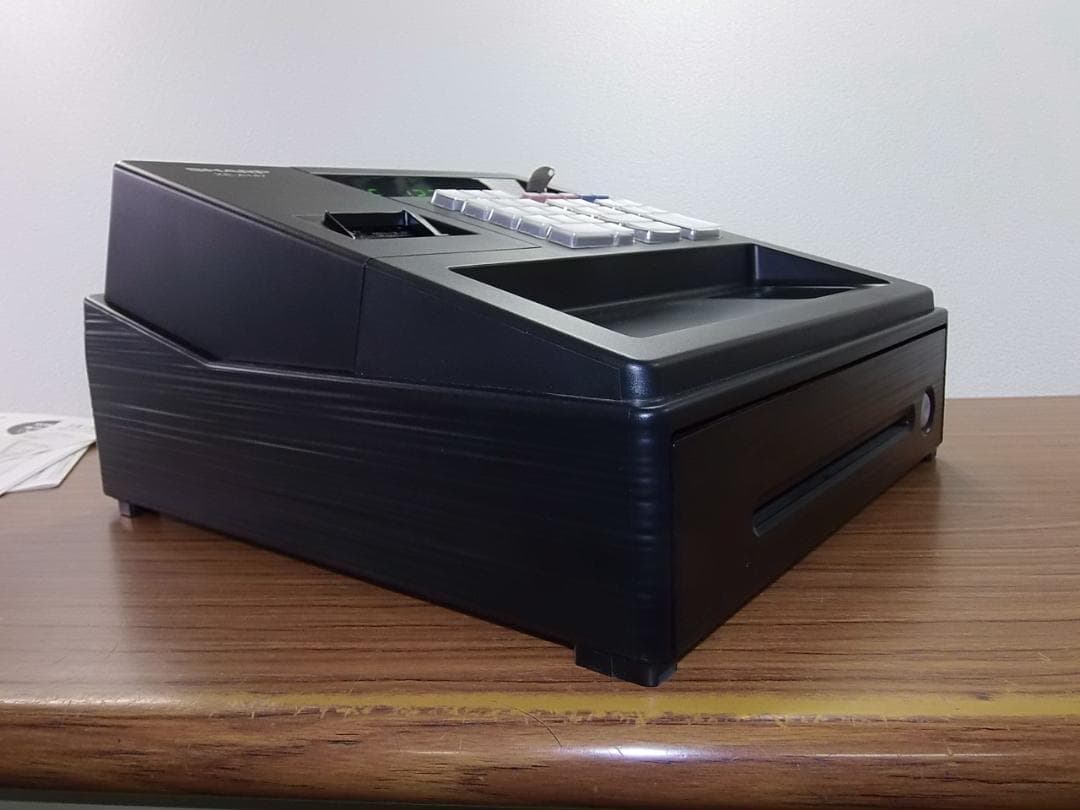 美品人気の黒32設定無料横型領収証シャープ　インボイスレジスターXE-A147