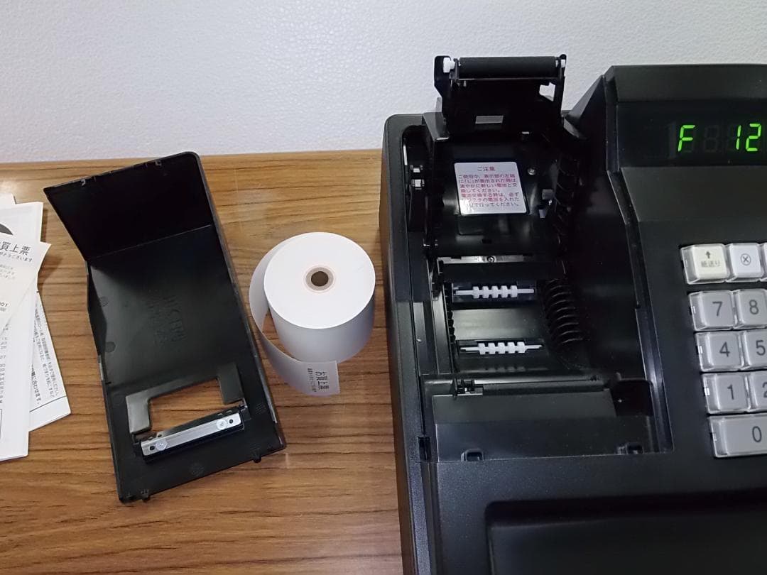 美品人気の黒32設定無料横型領収証シャープ　インボイスレジスターXE-A147