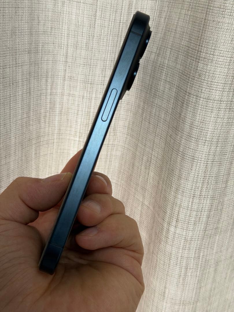 【無音カメラ&技適】Apple iPhone15Pro 128GB【カナダ版】