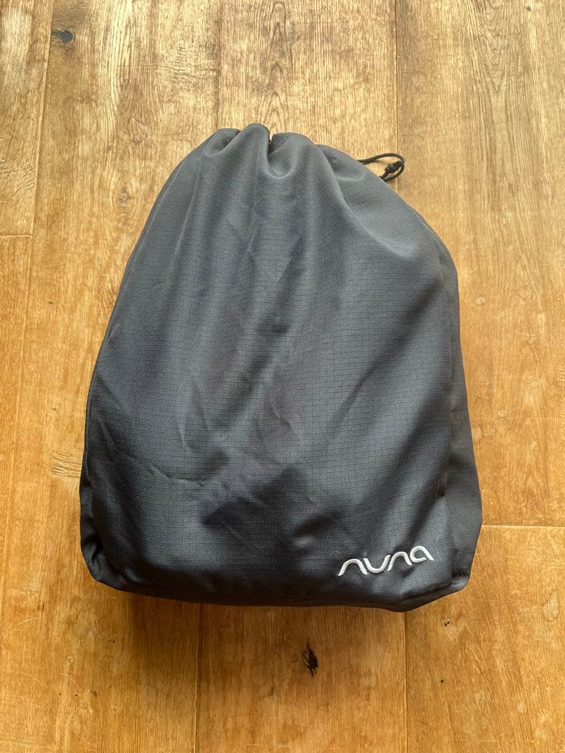 NUNA 抱っこ紐 グレー メッシュ