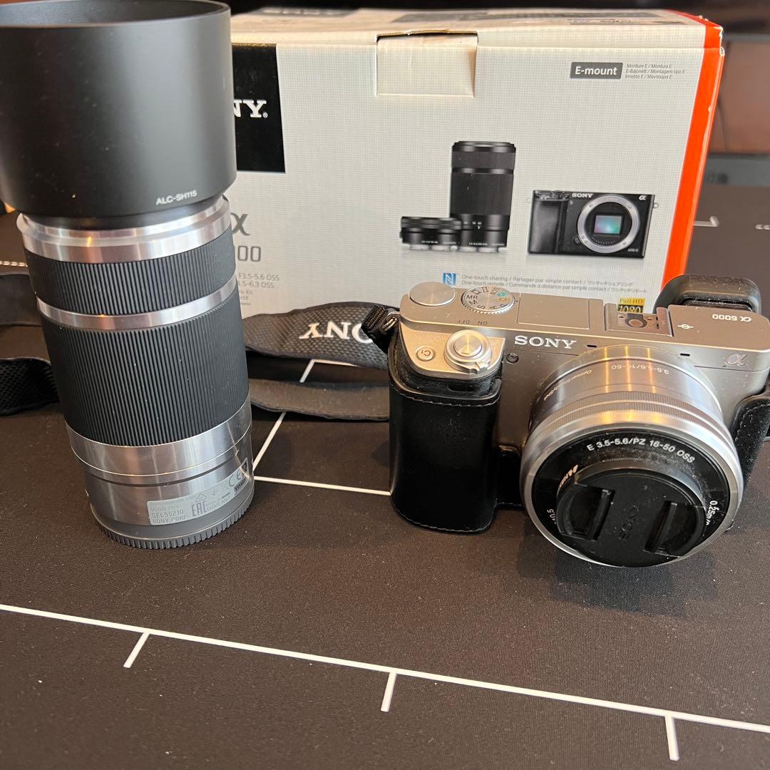 Sony α6000 ミラーレス一眼 レンズ付 ダブルレンズキッド