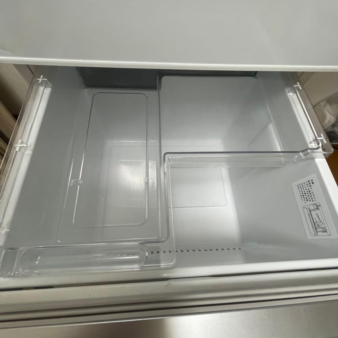 2020年製　ハイセンス 3ドア冷蔵庫 HR-D2801W