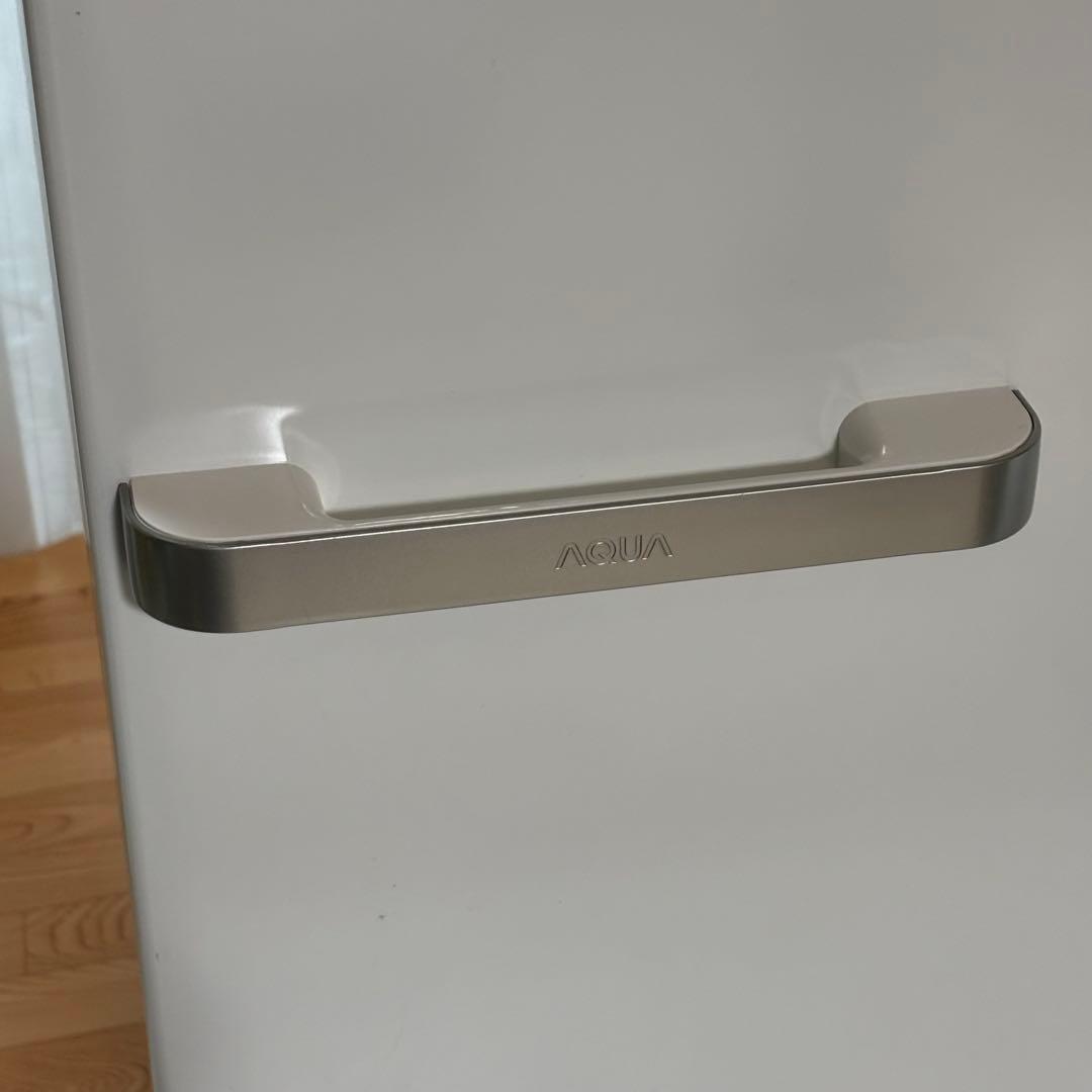AQUA冷蔵庫 272Lホワイト3枚とびら AQR-27M2(W)