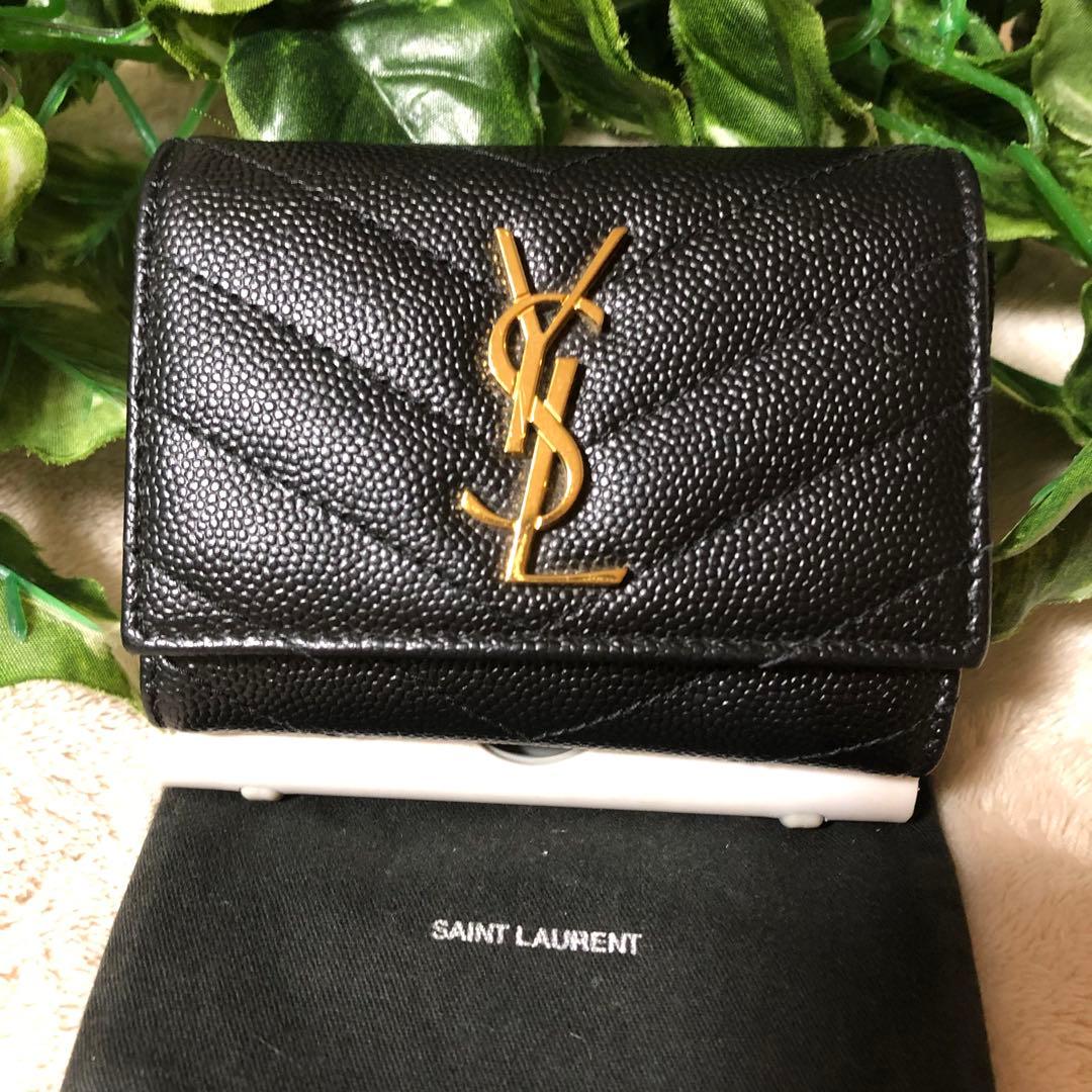 ちゅない　極美品♡ イヴサンローラン　キーケース　6連 キャビアスキン