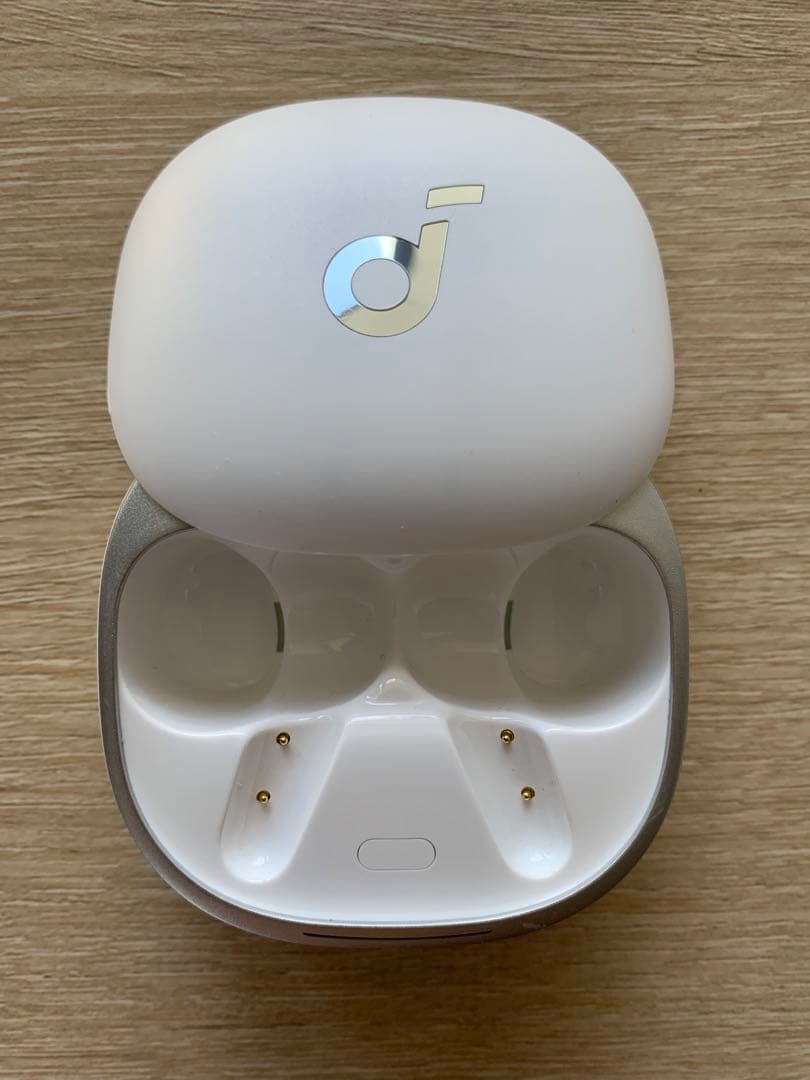 Anker soundcore Liberty4 ホワイト 美品