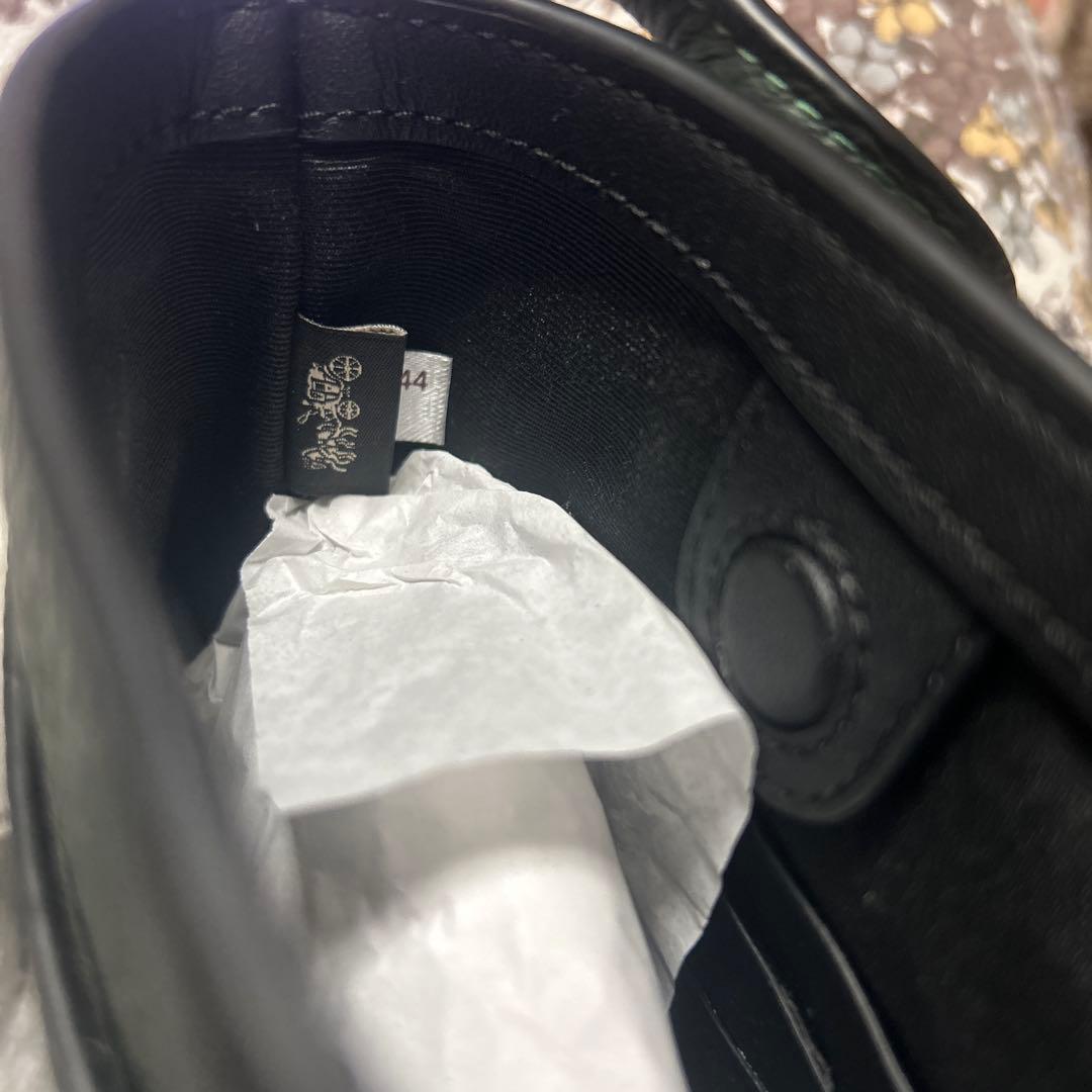 新品　コーチレザー スマホバック　ショルダーバッグ　携帯ポーチ