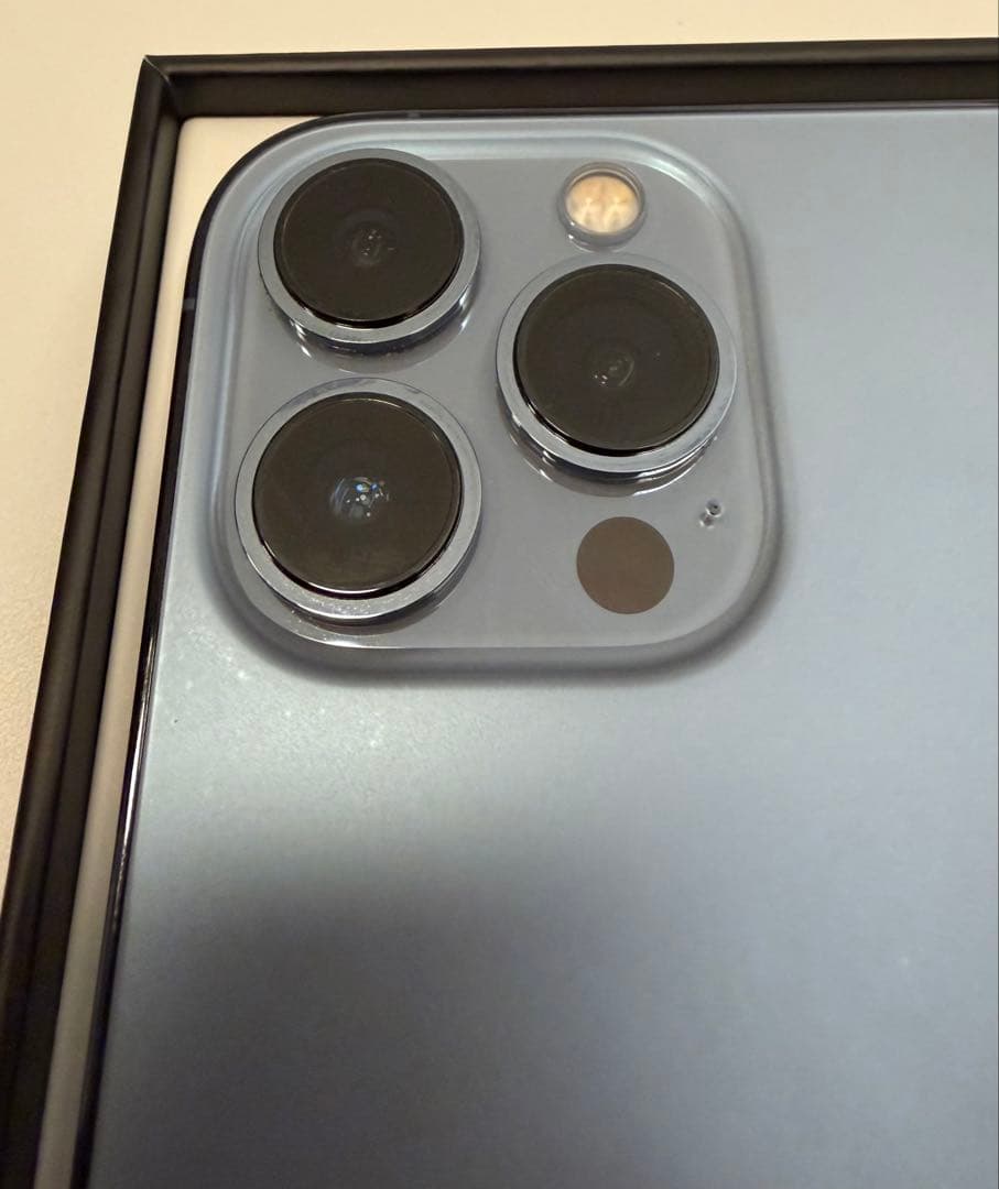 〈美品〉iPhone13ProMax512GB SIMフリー（バッテリー95%）