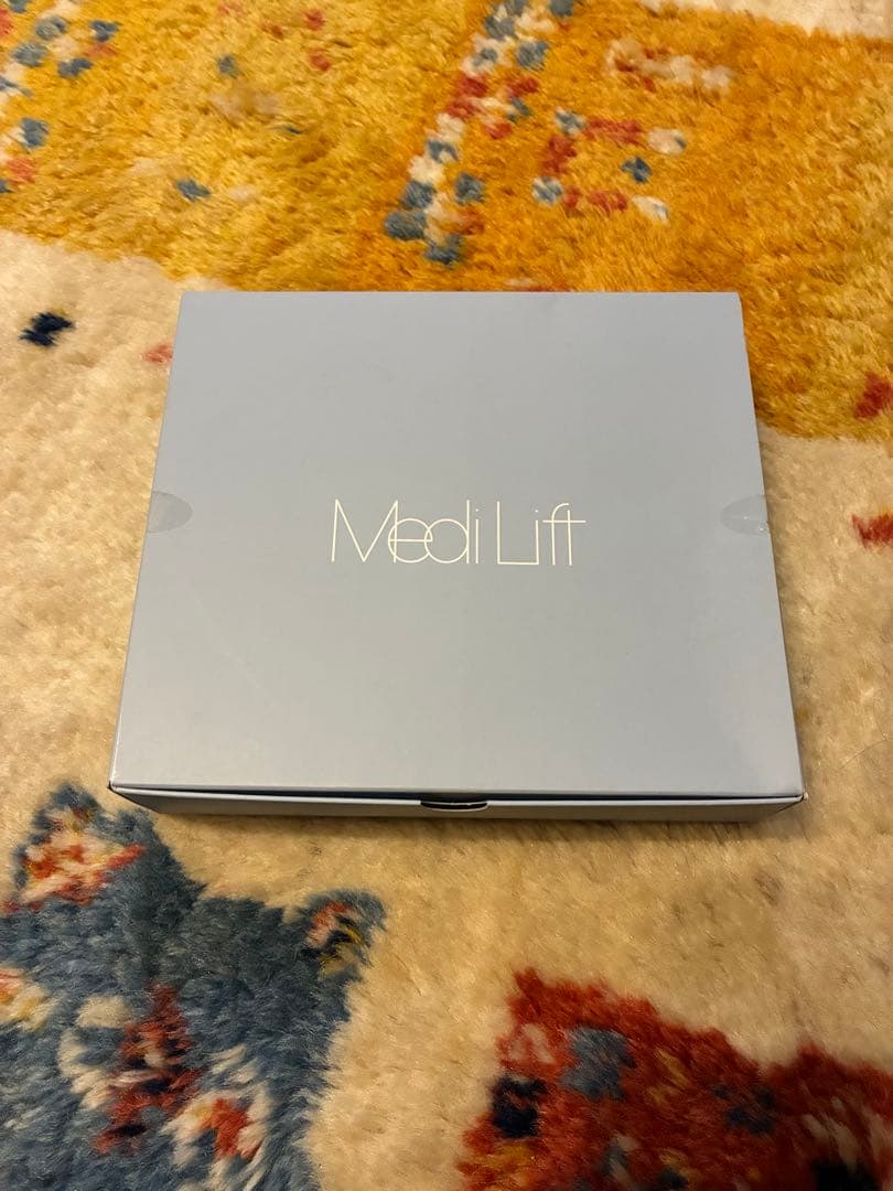 YA-MAN メディリフトアイ EPE-10BB (新品、未使用）