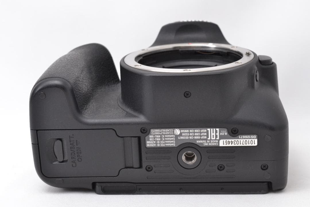 ■ 美品 ■ キャノン　Canon Kiss X9 レンズキット