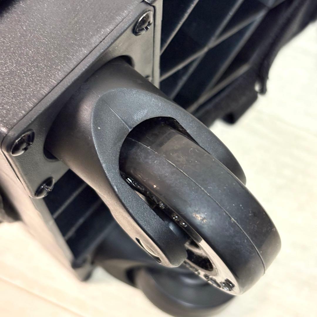 スワニー トートキャリー クロコダイル風型押し 4輪　旅行カバン　旅行バッグ