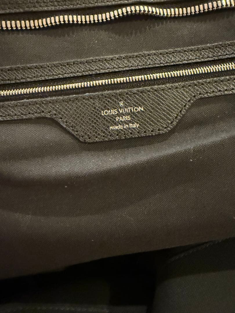 LOUIS VUITTON ルイヴィトン イゴール ビジネス バッグ タイガ