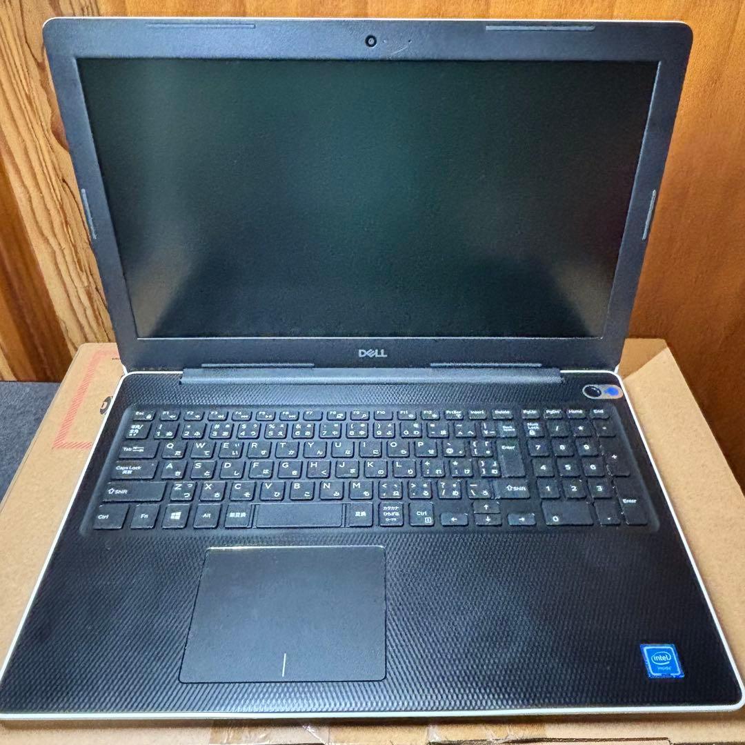 Dellノートパソコン　（Inspiron15　3580　4GB　1TB）