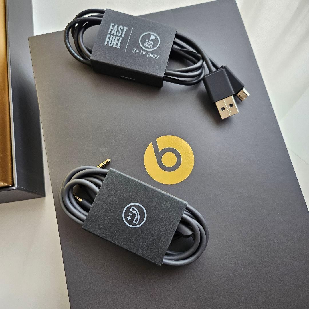 【美品】Beats Studio 3 シャドウグレー　ワイヤレスヘッドホン