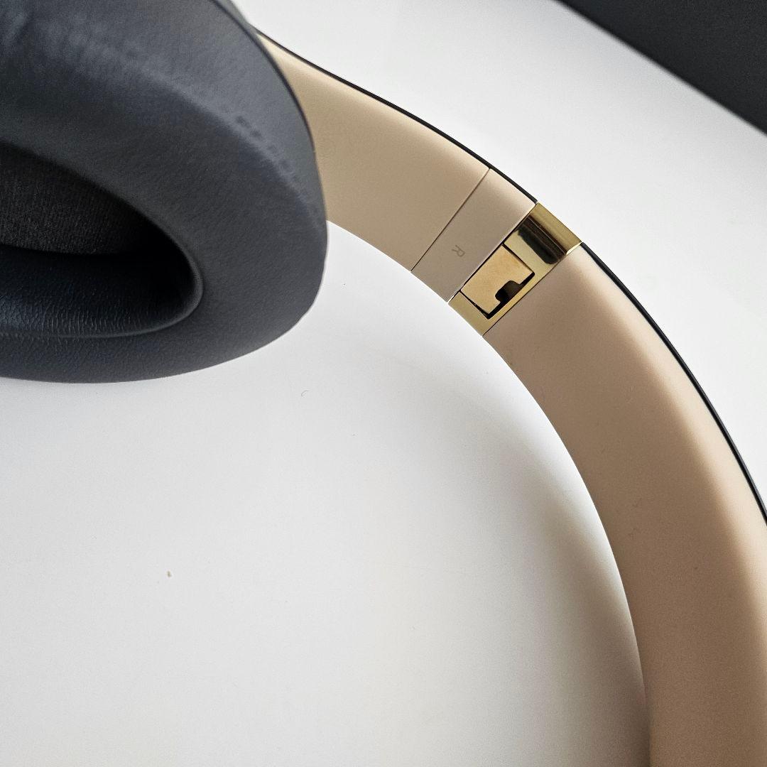 【美品】Beats Studio 3 シャドウグレー　ワイヤレスヘッドホン