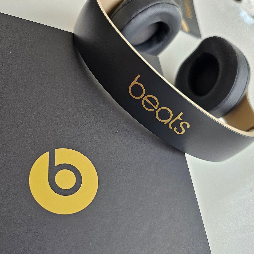 【美品】Beats Studio 3 シャドウグレー　ワイヤレスヘッドホン
