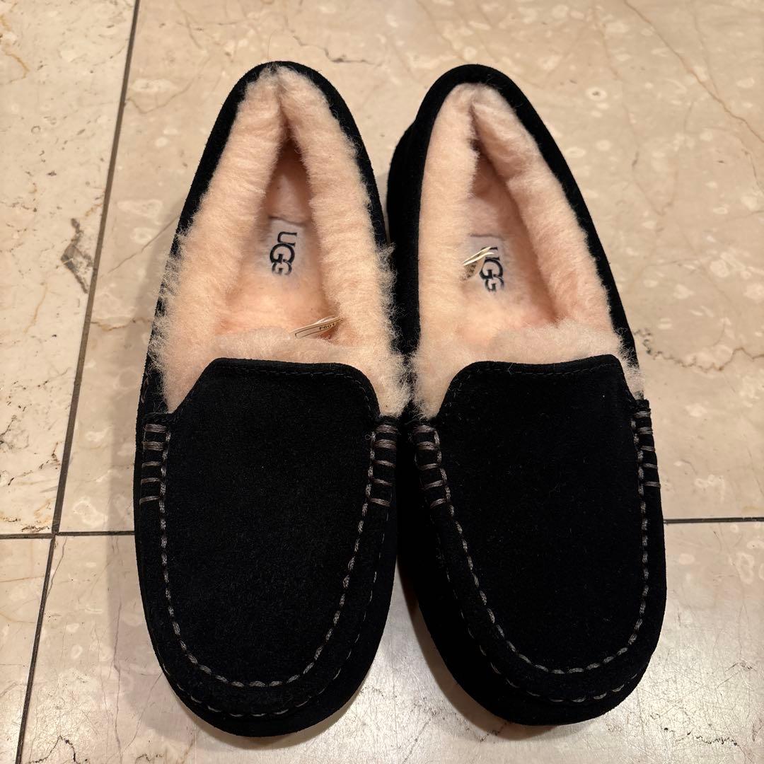 美品　UGG ブラック モカシン　5 36