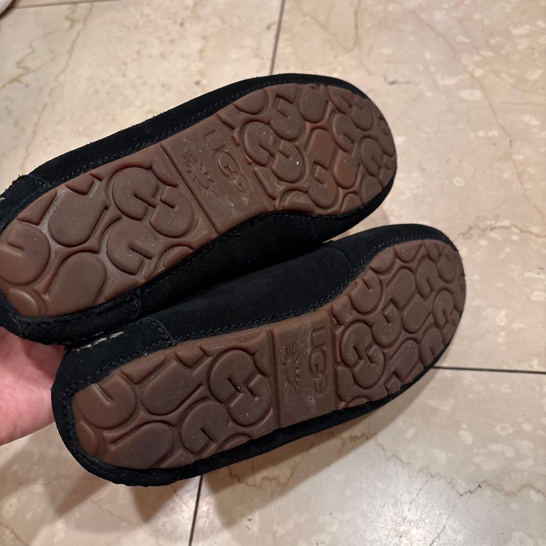 美品　UGG ブラック モカシン　5 36