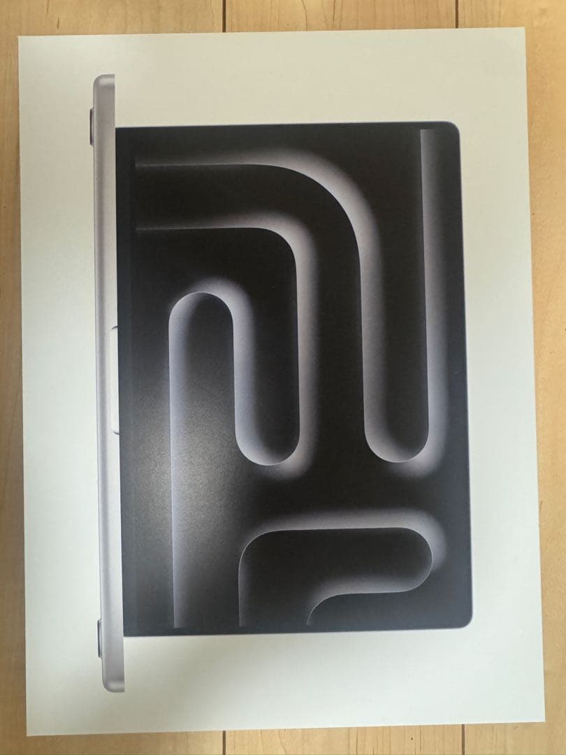 Apple MacBook Pro 14インチ M5 512GB 16GBメモリ